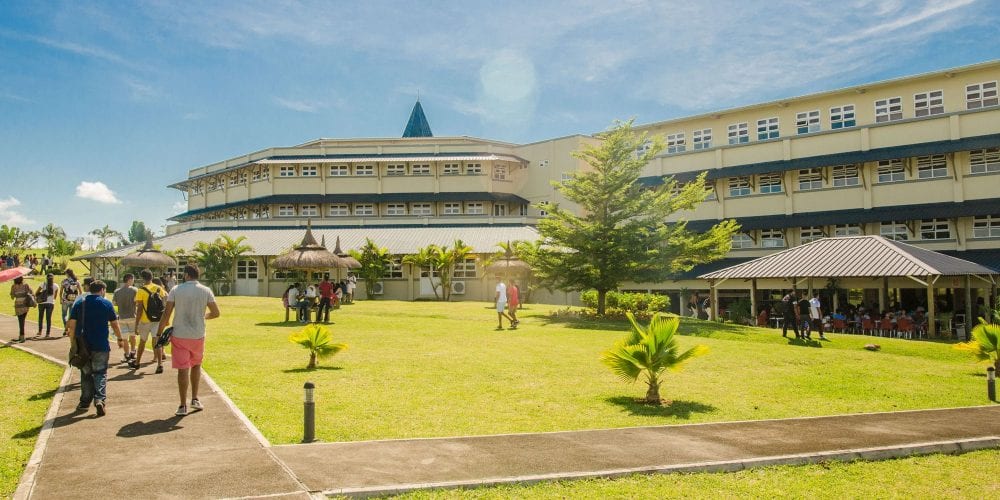 The front of the Curtin Mauritius building