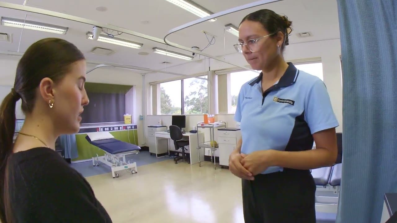 Meet Jasmin, whose Moorditj Yorga scholarship enabled her to work less and study more.
