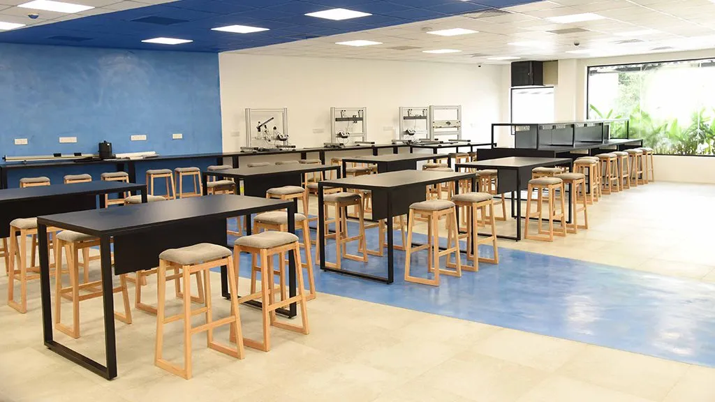 seating area Curtin Colombo campus