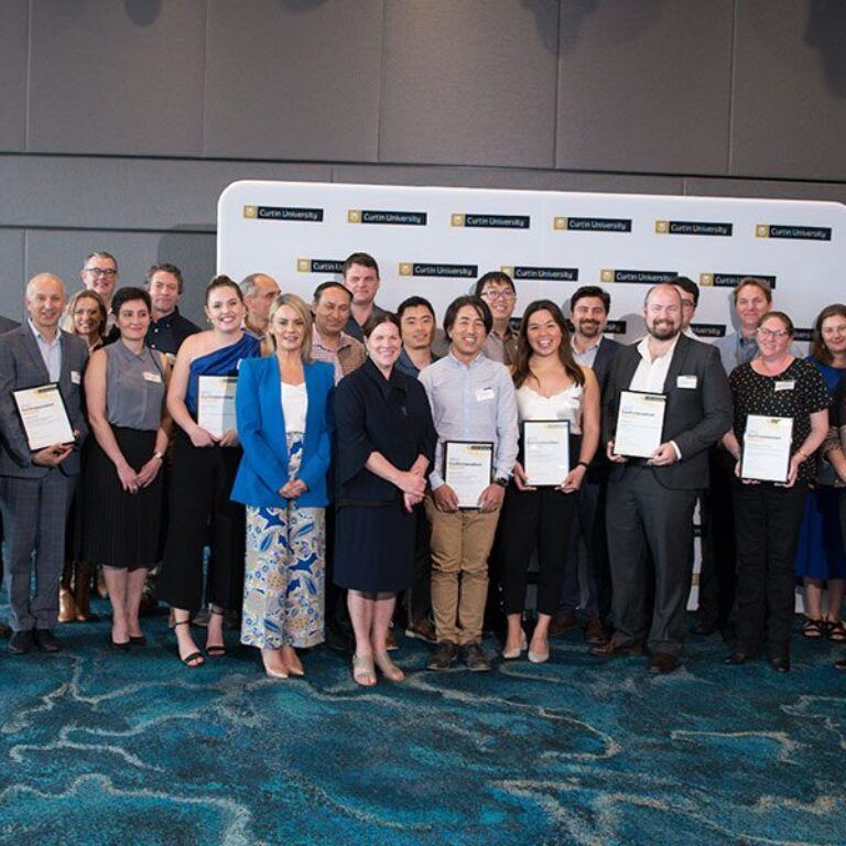 Group photo of part Curtinnovation award winners