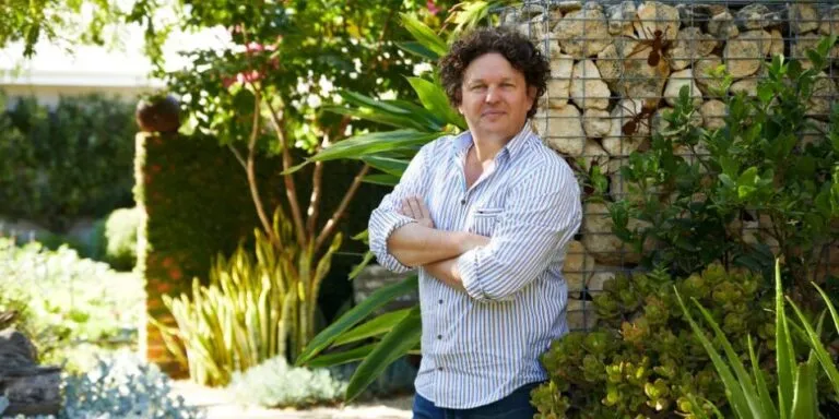 Leading sustainability communicator mentors next generation on climate challenges