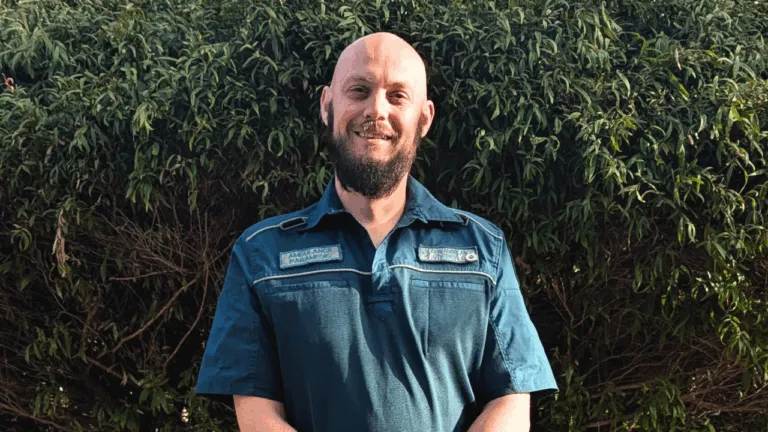 Curtin Paramedicine graduate shares lessons on building resilience and bouncing back