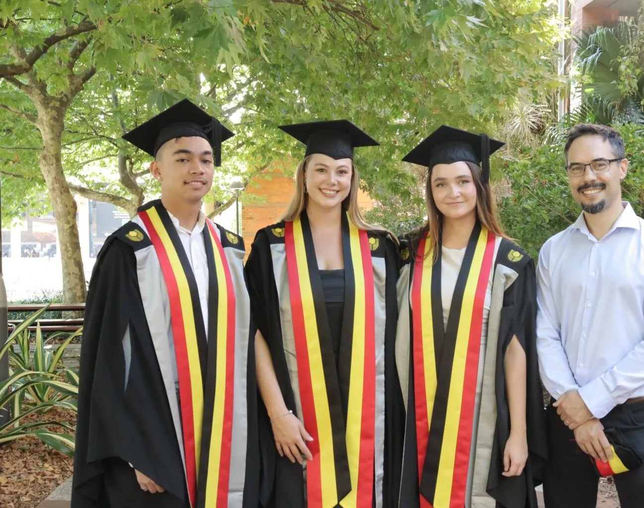 Discover Health Sciences Scholarships 