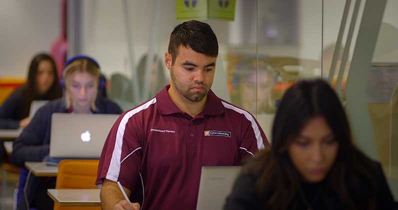 Curtin student Nathaniel in class