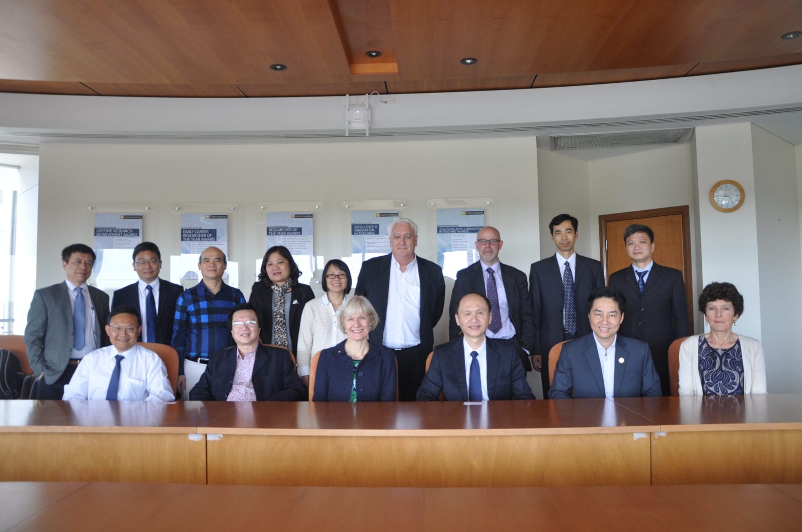 Image for Vietnamese health delegation visits Curtin