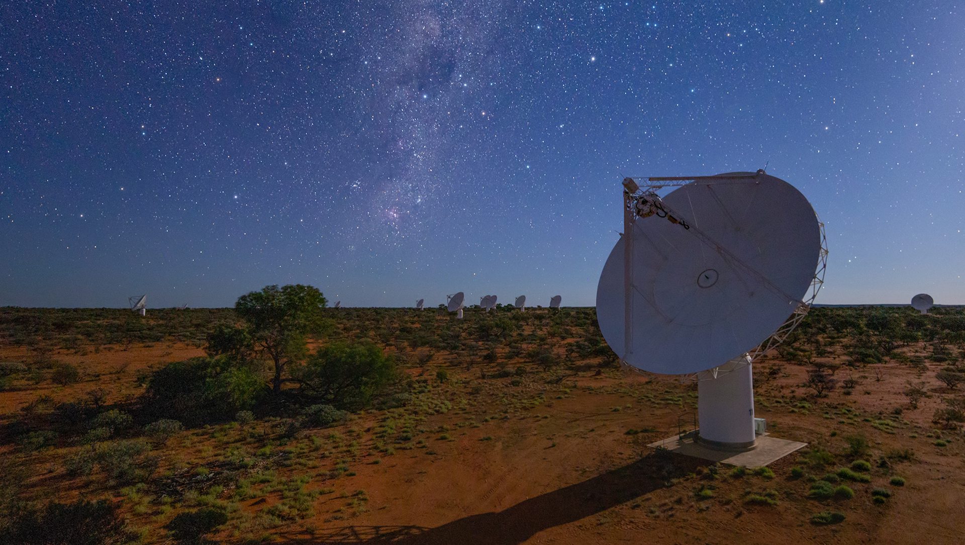 Image for Cosmic mystery deepens as astronomers find object flashing in both radio waves and X-rays