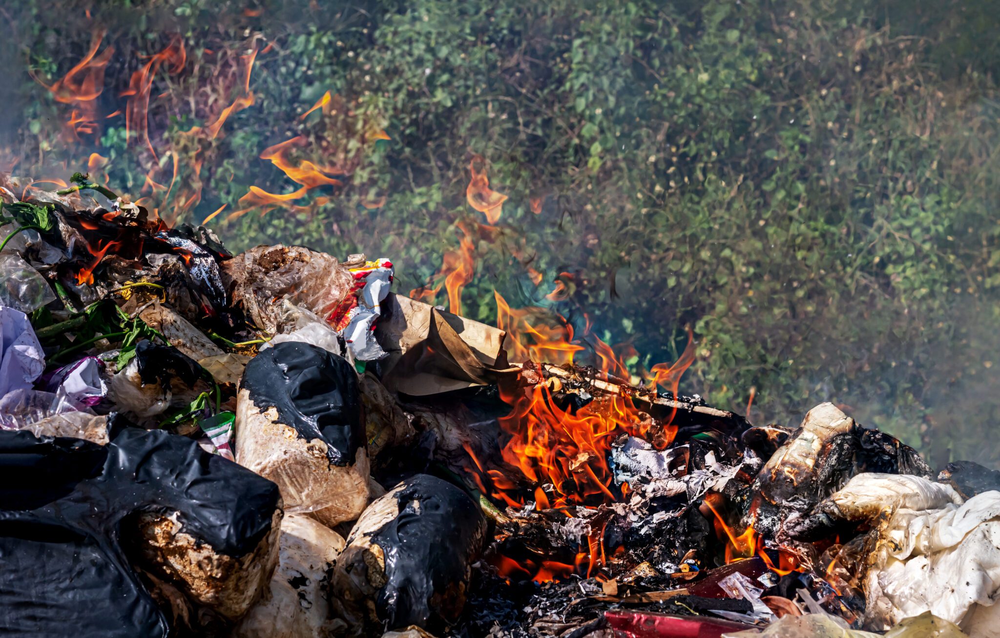 Image for Global study reveals widespread burning of plastic for heating and cooking