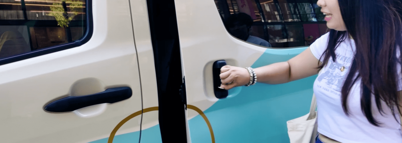 Kristel gets on board the curtinlink mini bus