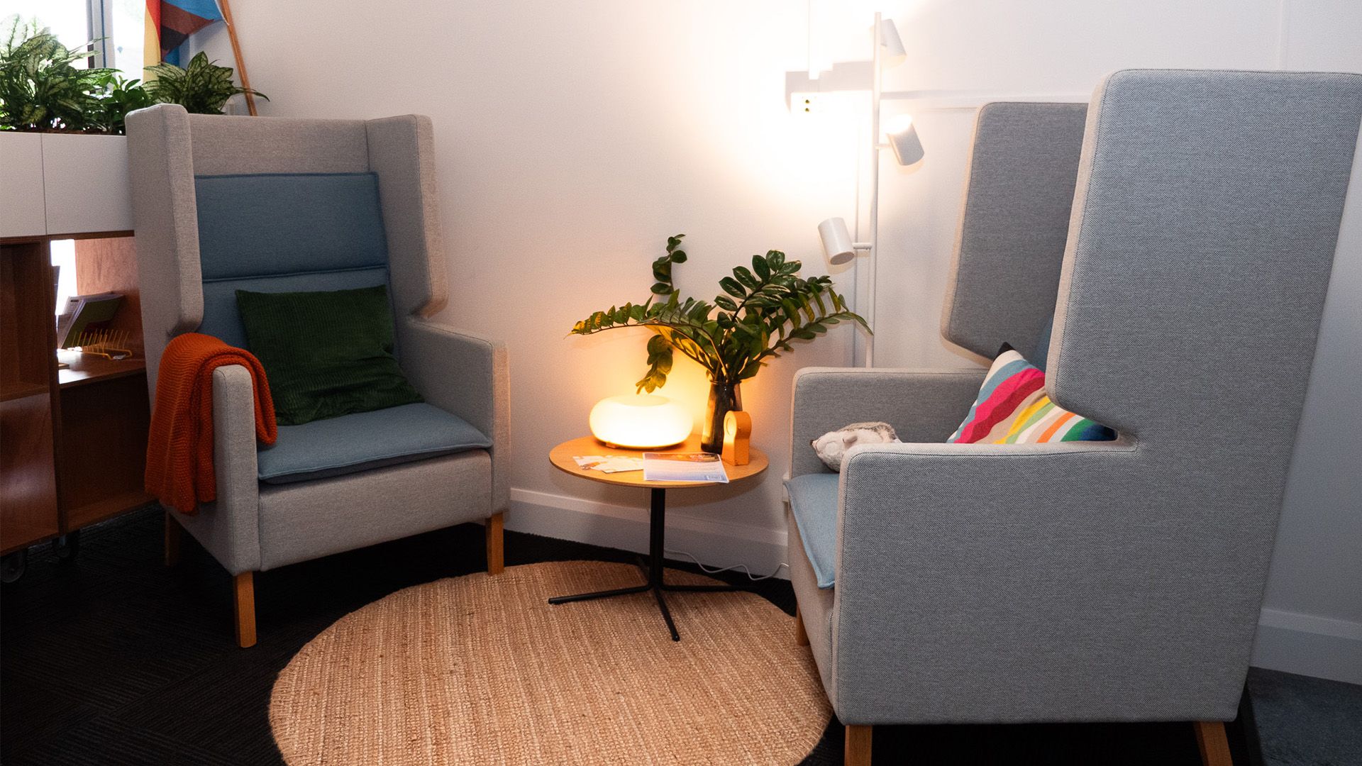 Two empty chairs facing each other in the living room.