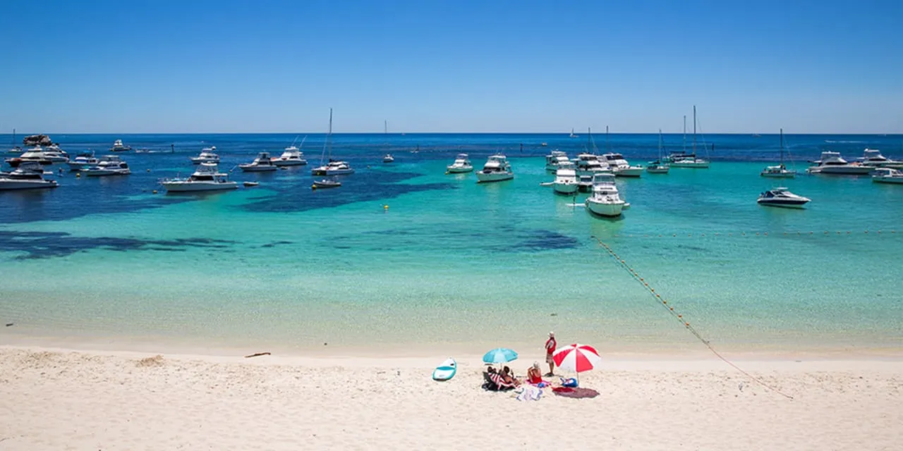 INT-24-SA-US-beach-image-1240x620