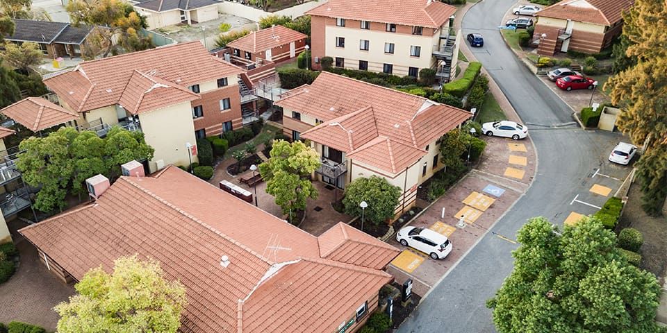 Photo of Erica Underwood building