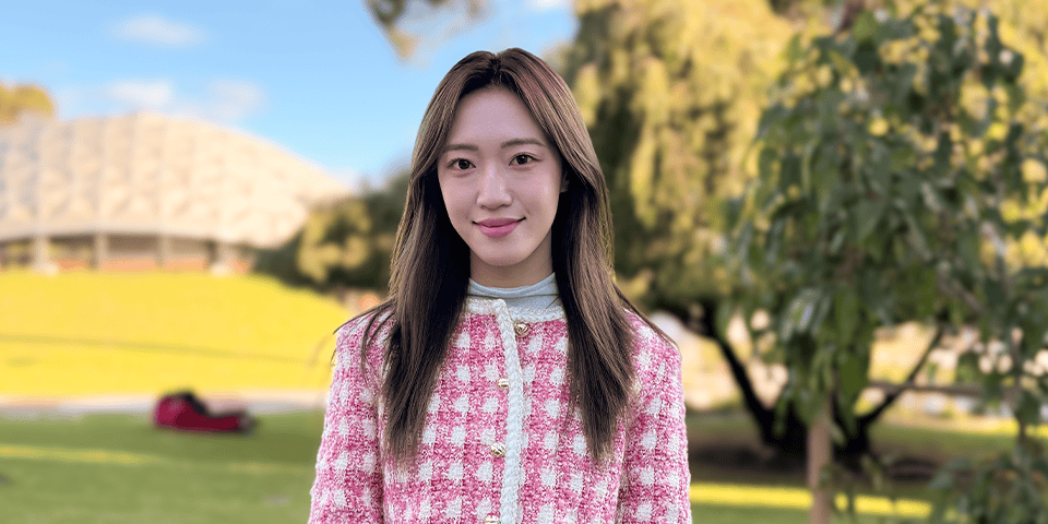 Elsa Yang